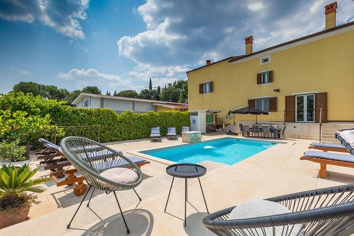 Ferienhaus für 10 Personen, mit Terrasse - 1
