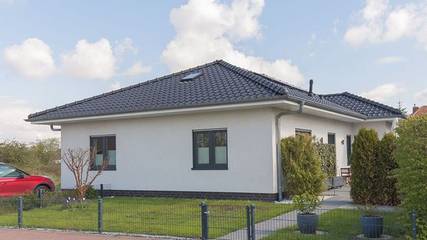 Ferienhaus für 5 Personen, mit Sauna und Terrasse sowie Garten, kinderfreundlich am Jadebusen