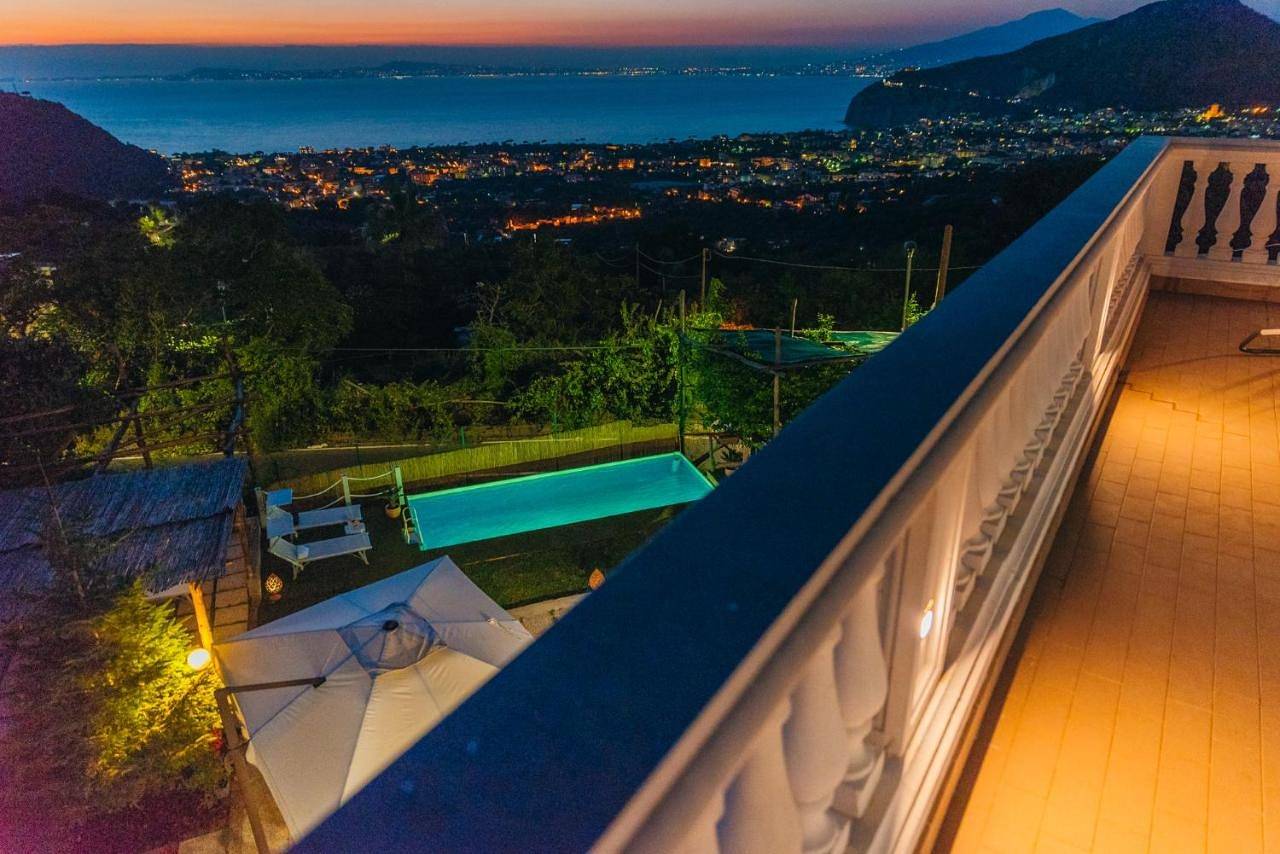 Villa Flore in Sant'Agnello, Napoli e dintorni