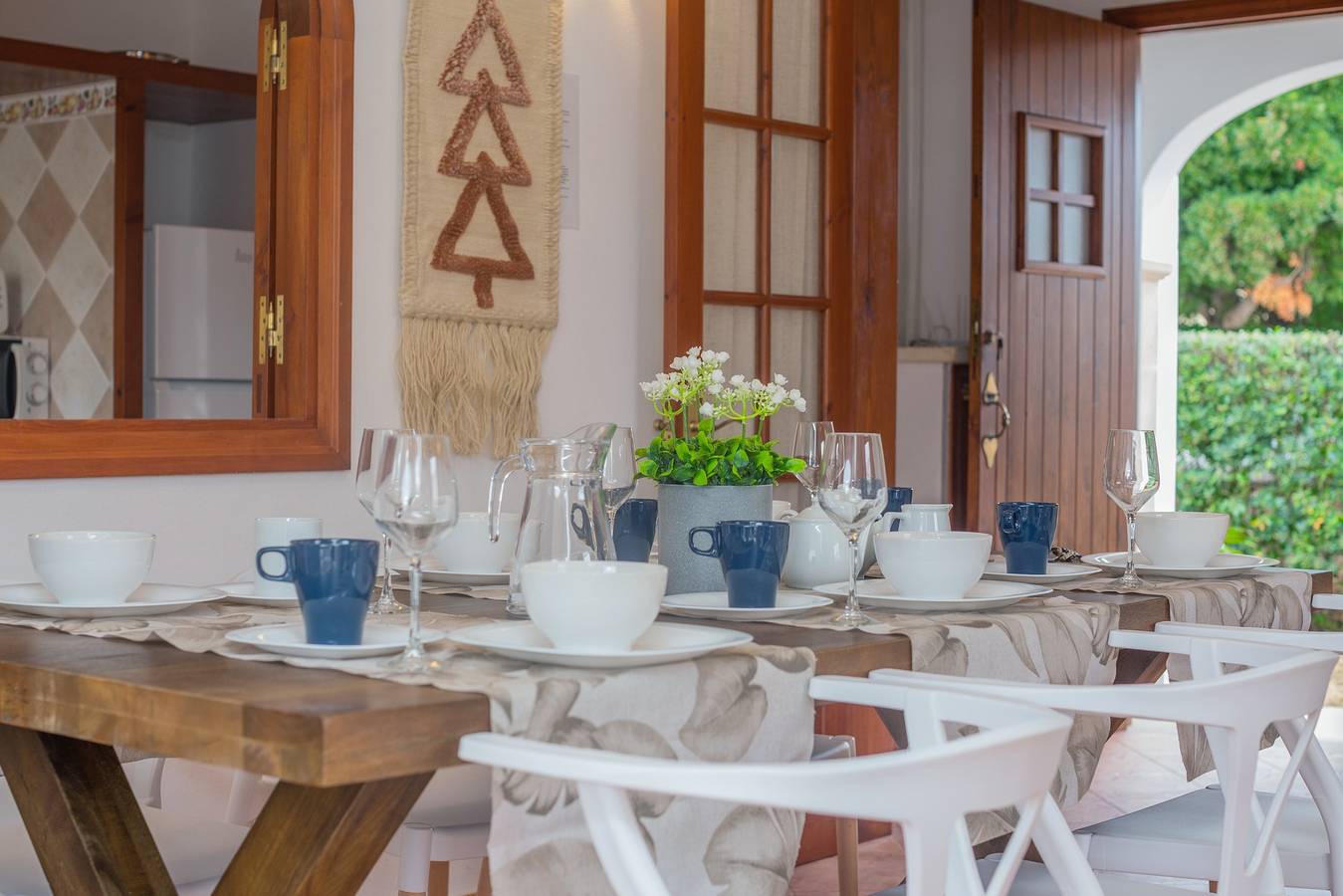 Chalet Villa El Pinar 2 con piscina, jardín y Wi-Fi in Cala Blanes, Ciudadela