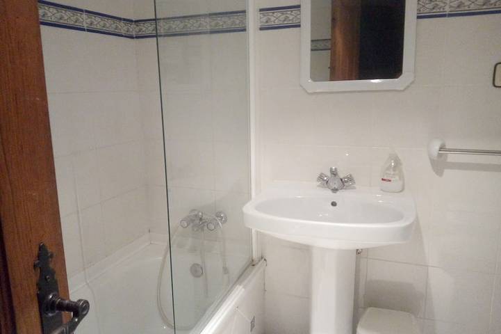 Padruno apartments for 4/6 people in Alfoz de Lloredo, Cantabrian Coast