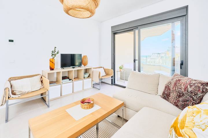 Entire apartment, Apartment 'Marinsa Beach Torrox' with Sea View, Wi-Fi and Air Conditioning in Torrox Costa, Torrox