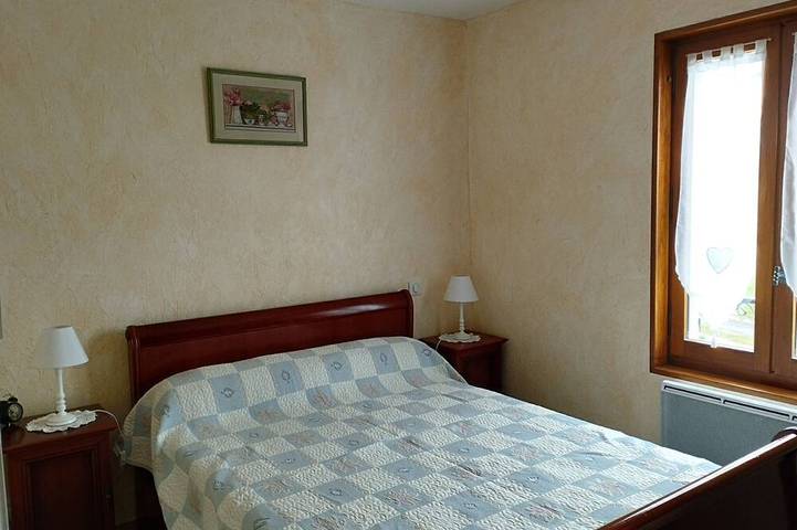 Location de vacances pour 10 personnes, avec terrasse et jardin à Rouffignac-Saint-Cernin-de-Reilhac - 2