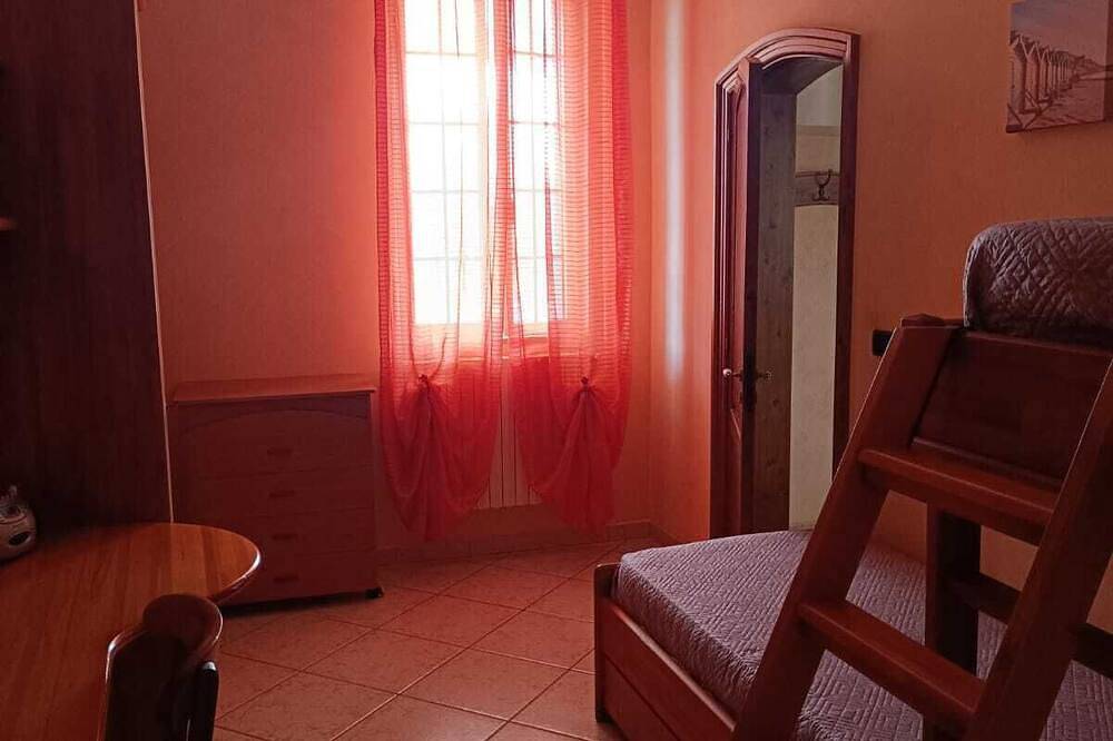 Villa Sideris, 3-bedroom villa  in Putignano, Province de Bari