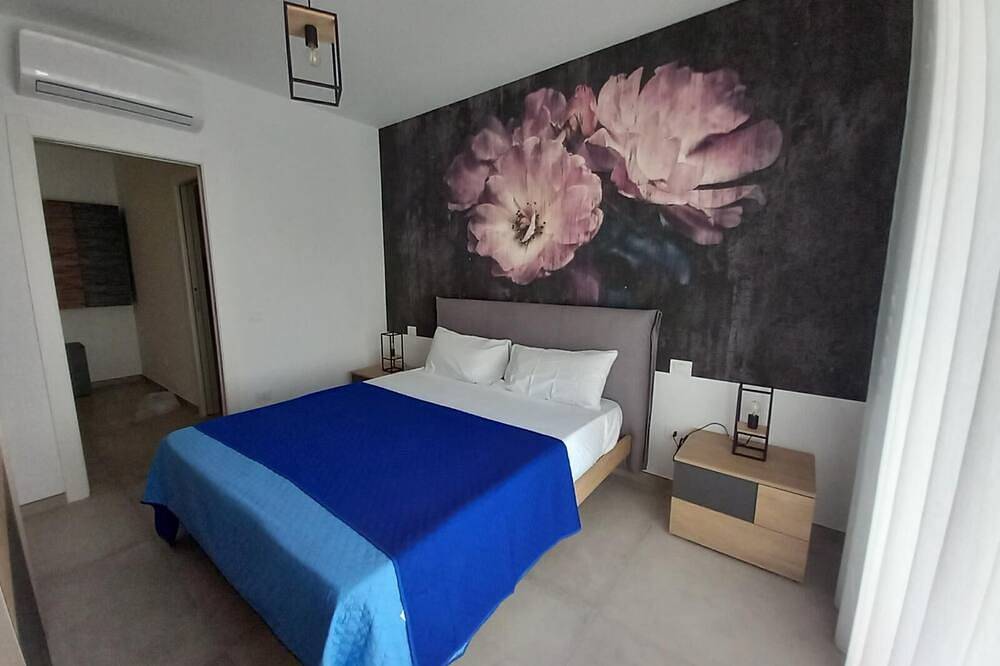 Entire apartment, Bright Holiday House A 301 in Tropea, Vibo Valentia Province