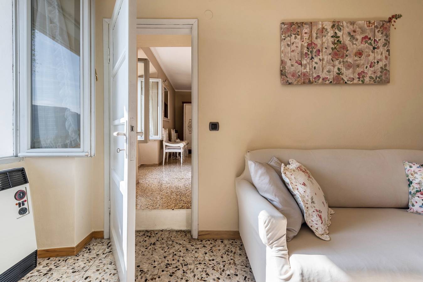 Appartamento intero, Appartamento "Casa Vacanze Voiandes" con vista sulle montagne, balcone e Wi-Fi in Voiandes, Tremosine