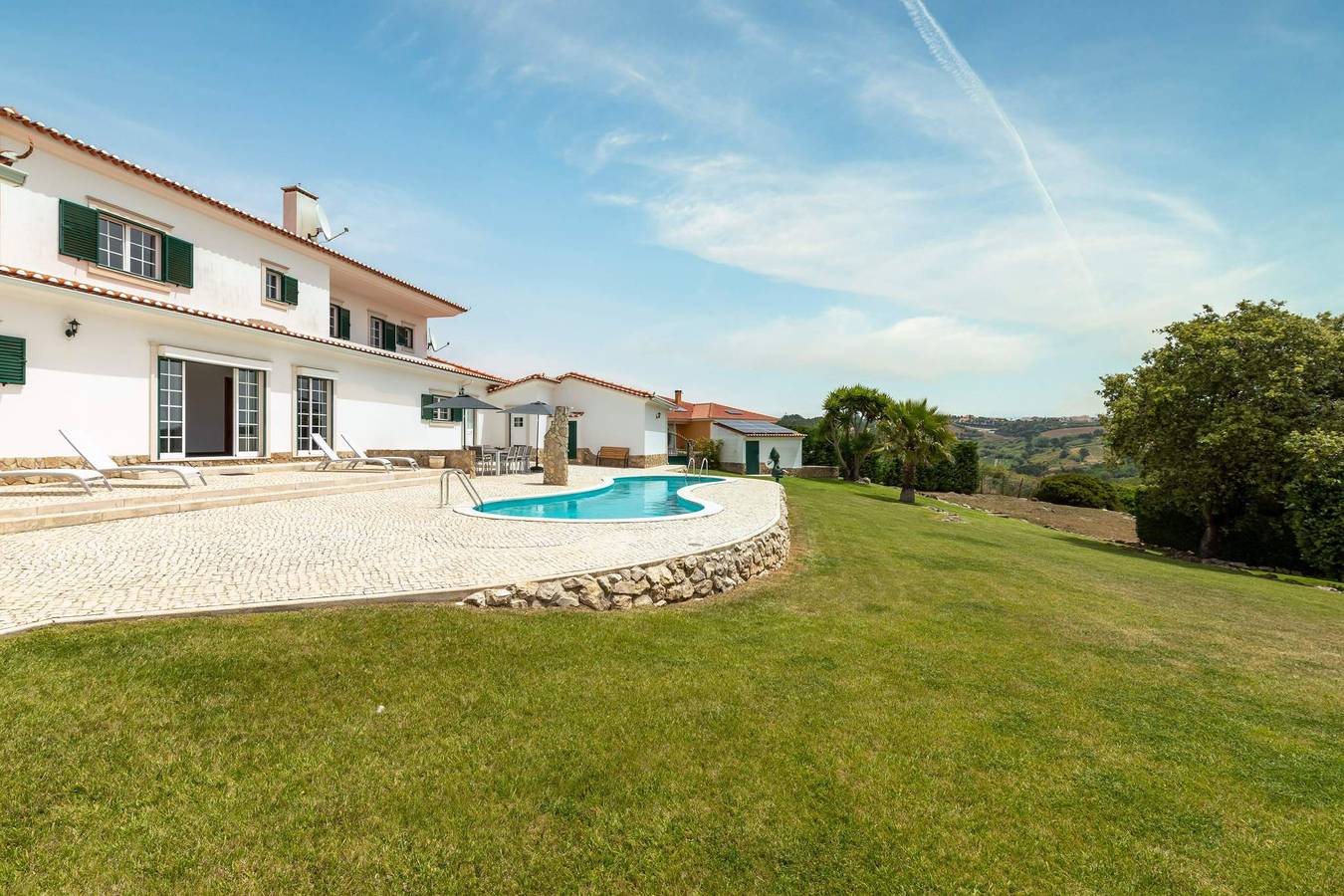 Villa mit privatem Pool und großem Garten  in Ribamar, Lissabon Distrikt