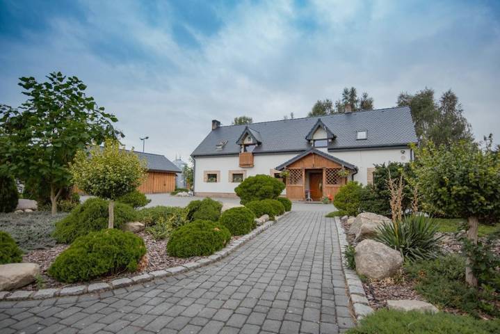 Chalet para 10 personas, con jardín además de terraza y vistas, Se admiten mascotas - 1