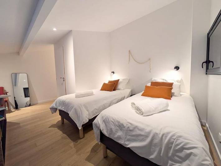 Location de vacances pour 3 personnes, avec Terrasse et Jardin à Villenave-d'Ornon - 2