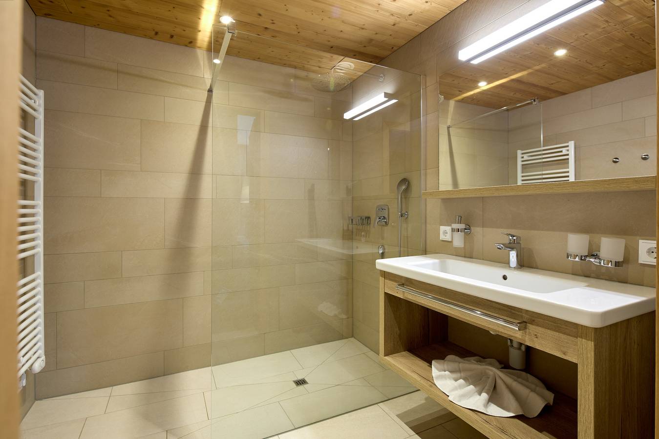 Geheel appartement, Vakantieappartement voor 4 personen met terras in Sankt Gallenkirch, Silvretta