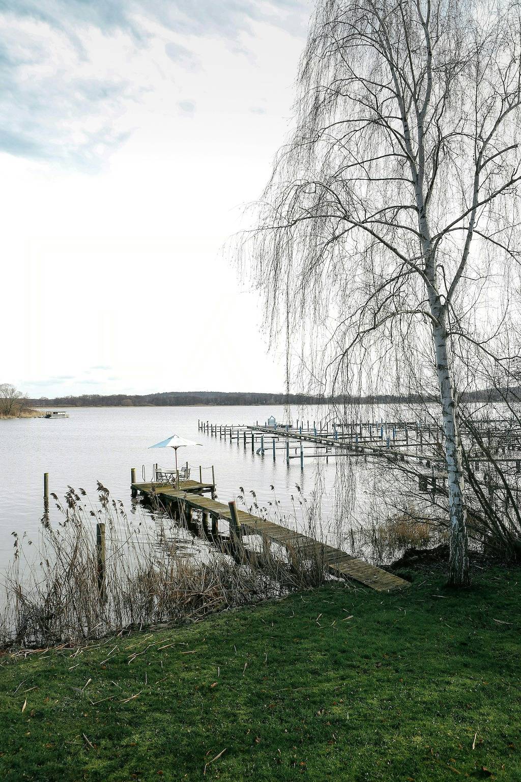 Ganze Wohnung, Bauhaus Atelier mit Havelblick in Werder in Glindower See, Werder