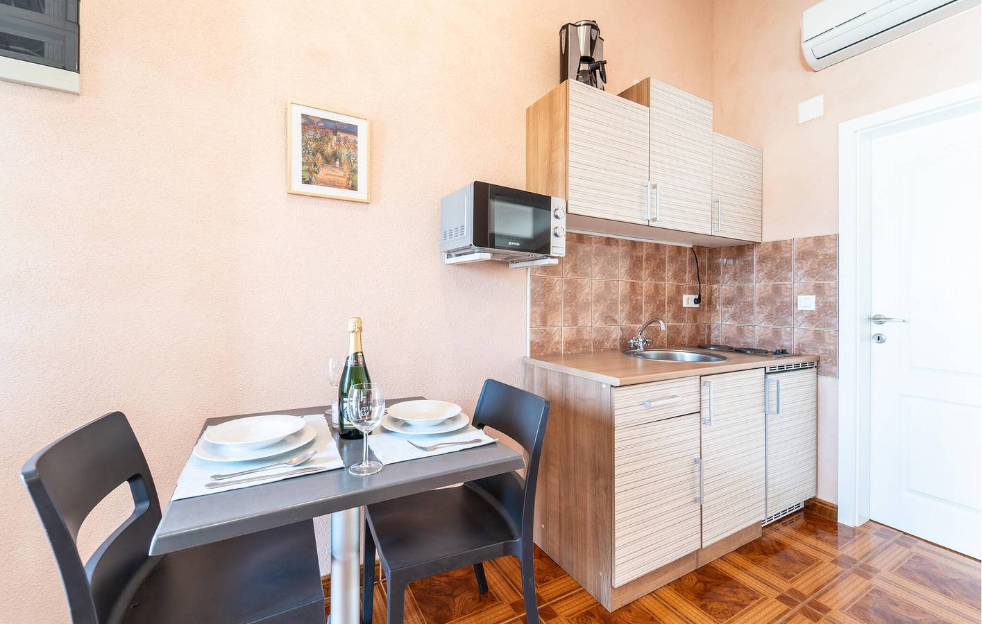 Entire holiday apartment, Holiday apartment for 3 people with terrace in Vir