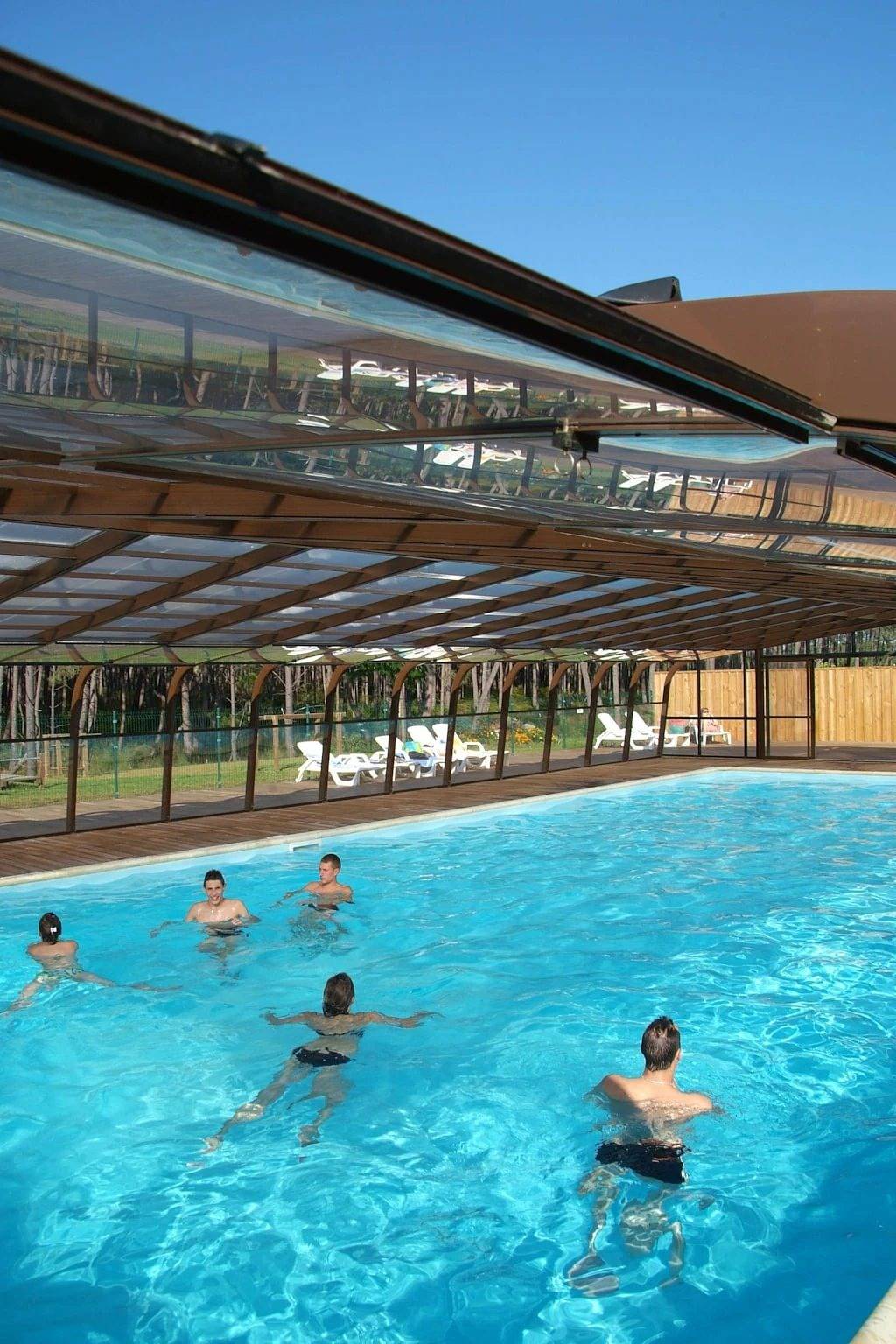 Zecamping 4* animé piscine couverte locatif Tv clim 35m2 in Saint-Michel-Escalus, Côte d’Argent