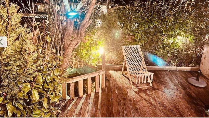 Location de vacances pour 2 personnes, avec Terrasse et Jardin à Pont-du-Navoy
