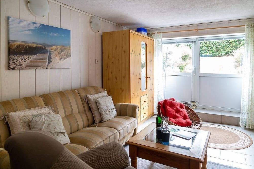 Ganze Wohnung, Ferienwohnung Erdgeschoß mit separatem Eingang ** - Ferienwohnungen Moritz in Güstrow, Mecklenburgische Seenplatte