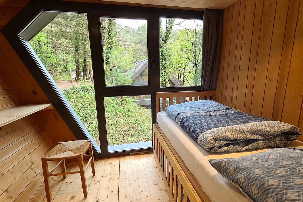 Bosco della Bella 6 in Monteggio, Italienische Alpen