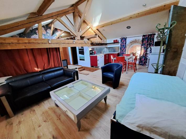 Location de vacances pour 3 personnes, avec Balcon et Jardin à Jons