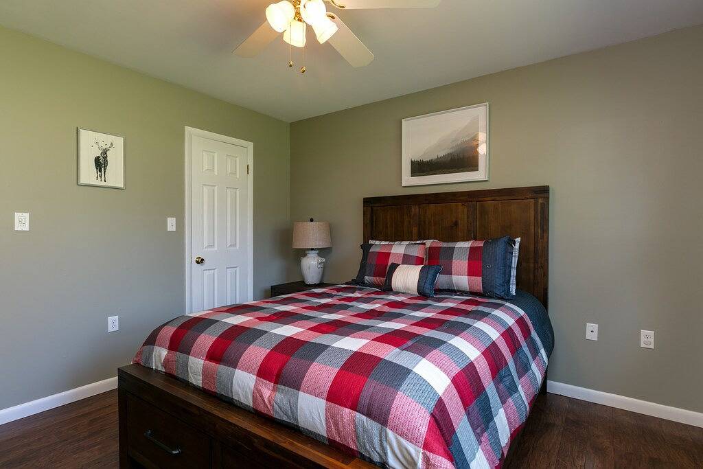 Cabin on the Flats: In the Heart of it All! in Tioga County