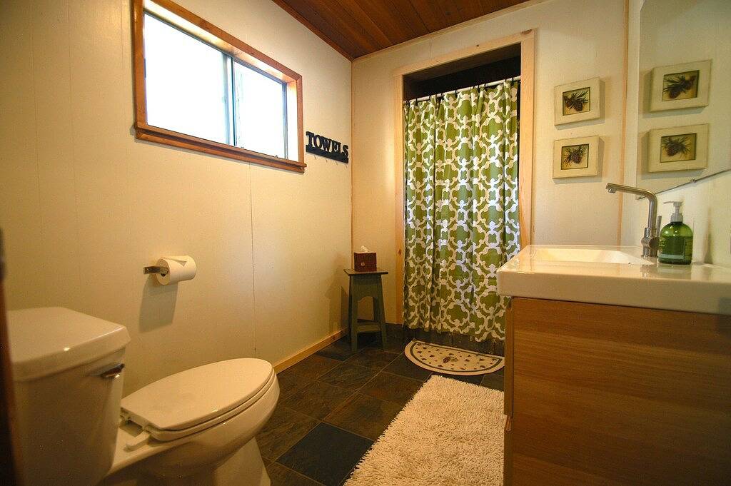 Cute 2B / 1B Kabine Im Westen Dorf Auf Madrone Lane in Shaver Lake, Kings Canyon Nationalpark