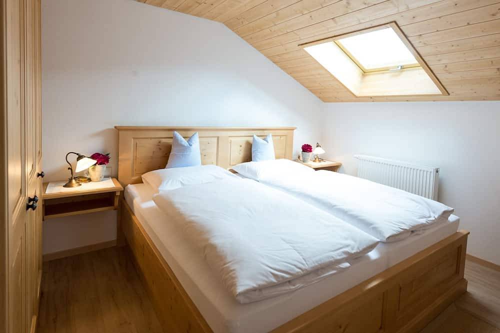 Entire apartment, Apartment 4 - water lily on the lake in Bad Wiessee, Bavarian Alps