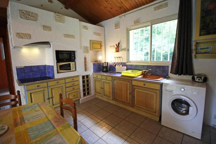 Location de vacances pour 3 personnes, avec jardin dans Javerdat - 4