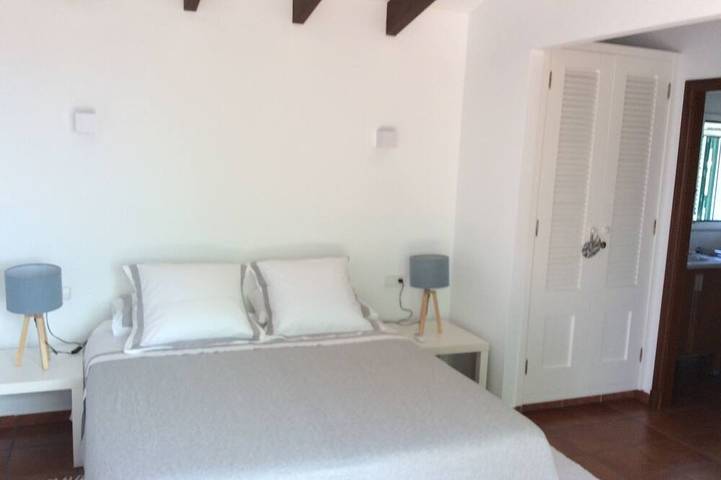 Schöne 3 Schlafzimmer Villa mit privatem Pool und Meerblick in Binisafua, Sant Lluís