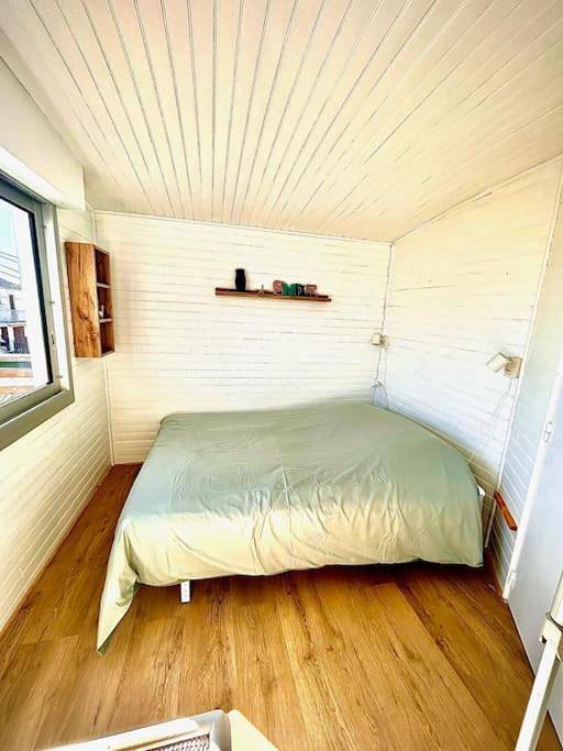 Two-Bedroom House in Plage des Chalets, Gruissan
