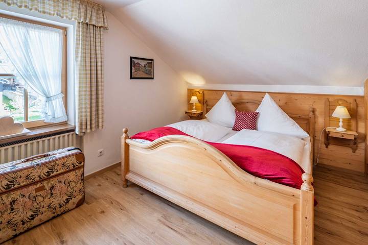 Ferienwohnung für 3 Personen, mit Balkon und Garten sowie Sauna in Rubi