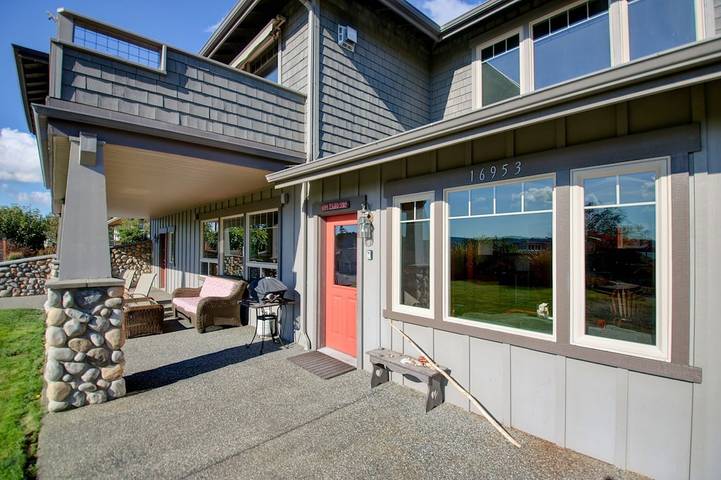 Vacation house for 2 people, with terrace and yard in Washington