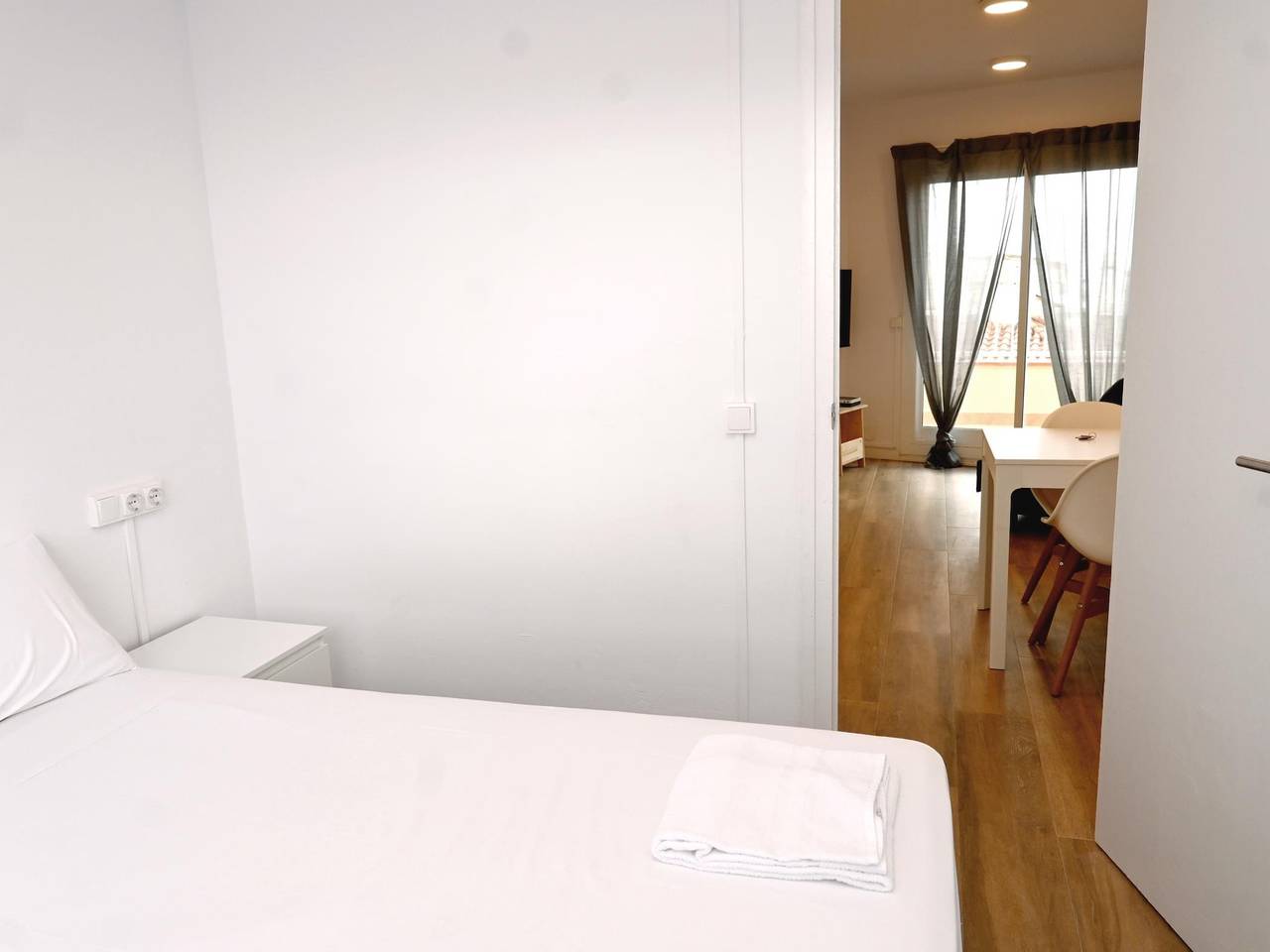 Entire holiday apartment, Homenfun Barcelona Park Güell Vll in La Salut, Barcelona