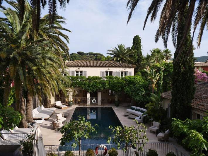 Hôtel pour 2 personnes, avec vue ainsi que piscine et terrasse, animaux acceptés