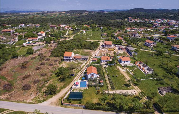 Ferienhaus für 10 Personen, mit Terrasse und Pool, mit Haustier in Biograd na Moru - 3