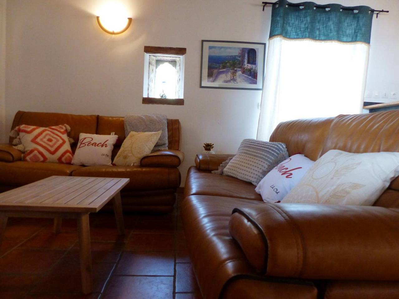 Großes restauriertes Ferienhaus mit Klimaanlage, ideal für Familien in Lurcy-Lévis, Allier