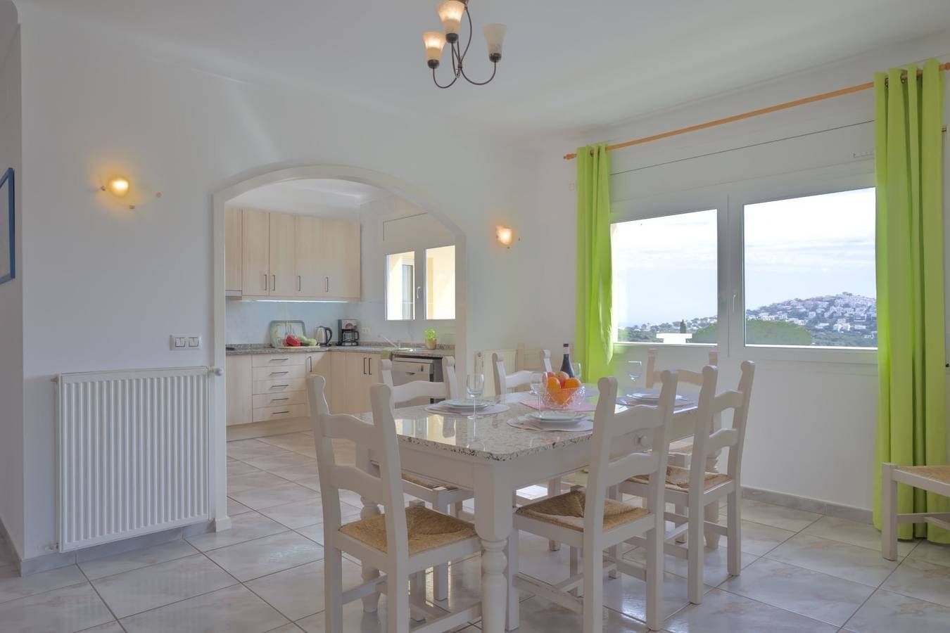 Haus Girasol in l'Escala, Oberampurien