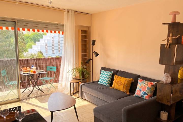 Studio pour 2 personnes, avec Balcon ainsi que Terrasse et Piscine