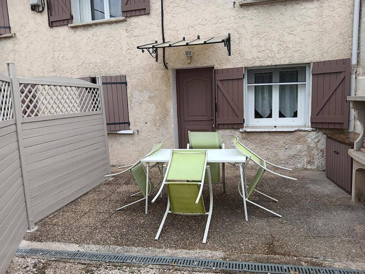 Appartement entier, Le Micocoulier in La Crau, Côte méditerranéenne (France)