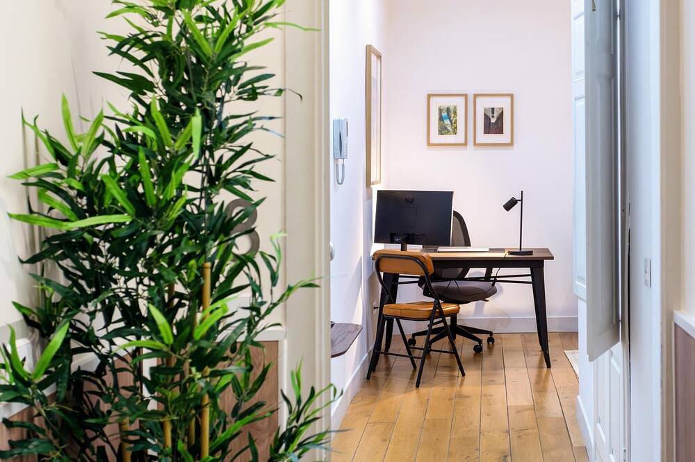Appartement entier, Apartment + Office area in Centro, Madrid in Centro (Madrid), Madrid