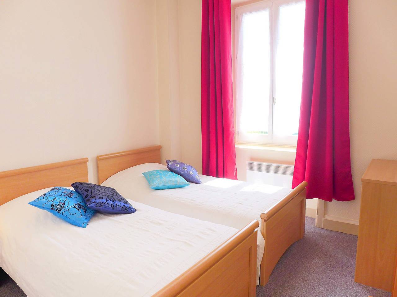 Entire apartment, Le Petit Robinson in La Richardais, Saint-Malo region