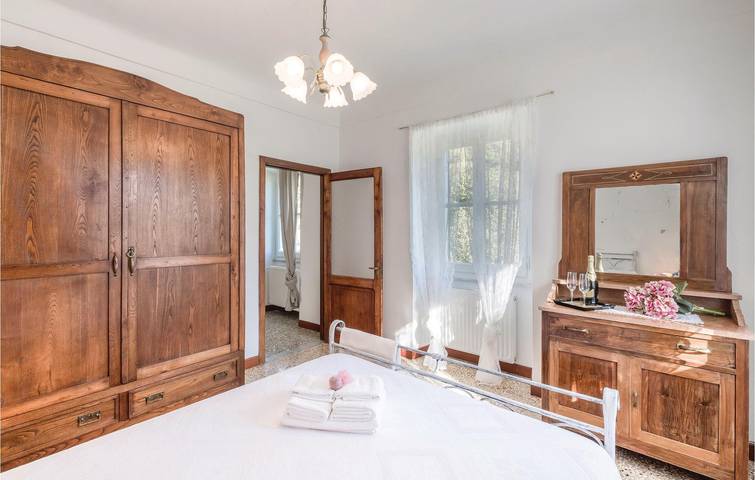 Appartamento di 110 m² con Wifi, parcheggio e vista sul fiume in Varese Ligure, Provincia di La Spezia