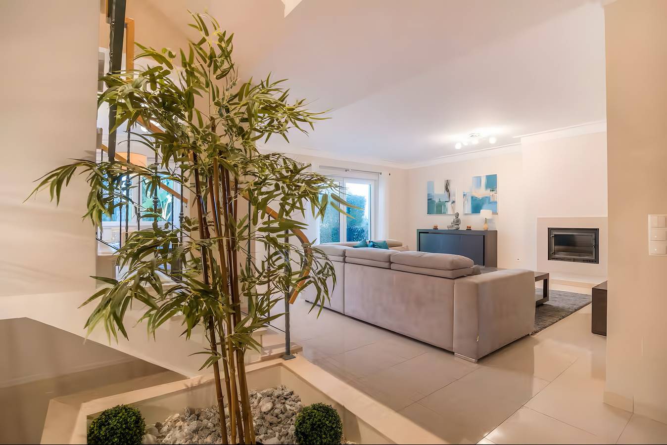 Ampia Casa a Schiera per Famiglie con 3 Camere, Terrazza e Piscina in Alvor, Distretto di Faro