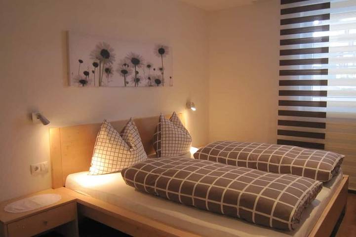 Ferienwohnung für 4 Personen, mit Balkon und Garten in Hafling - 2