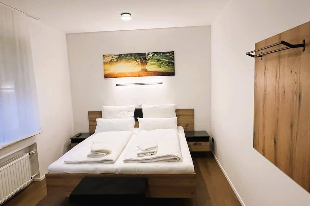 Ganze Wohnung, Fewo Weserwaldglück - Neu in Wesertal für 10 Pers.mit Billardtisch & Grillplatz in Gieselwerder, Wesertal