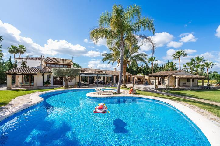Villa pour 8 personnes, avec jardin - 1