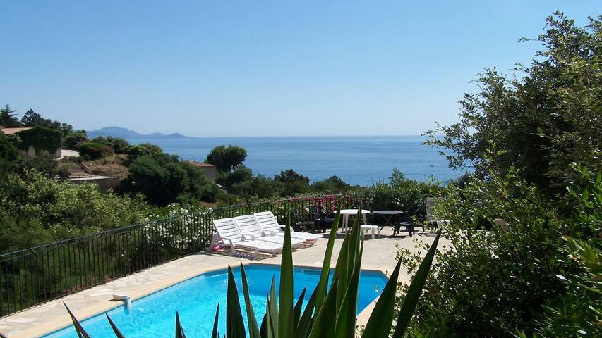 Villa pour 6 personnes, avec jardin dans Les Issambres - 2