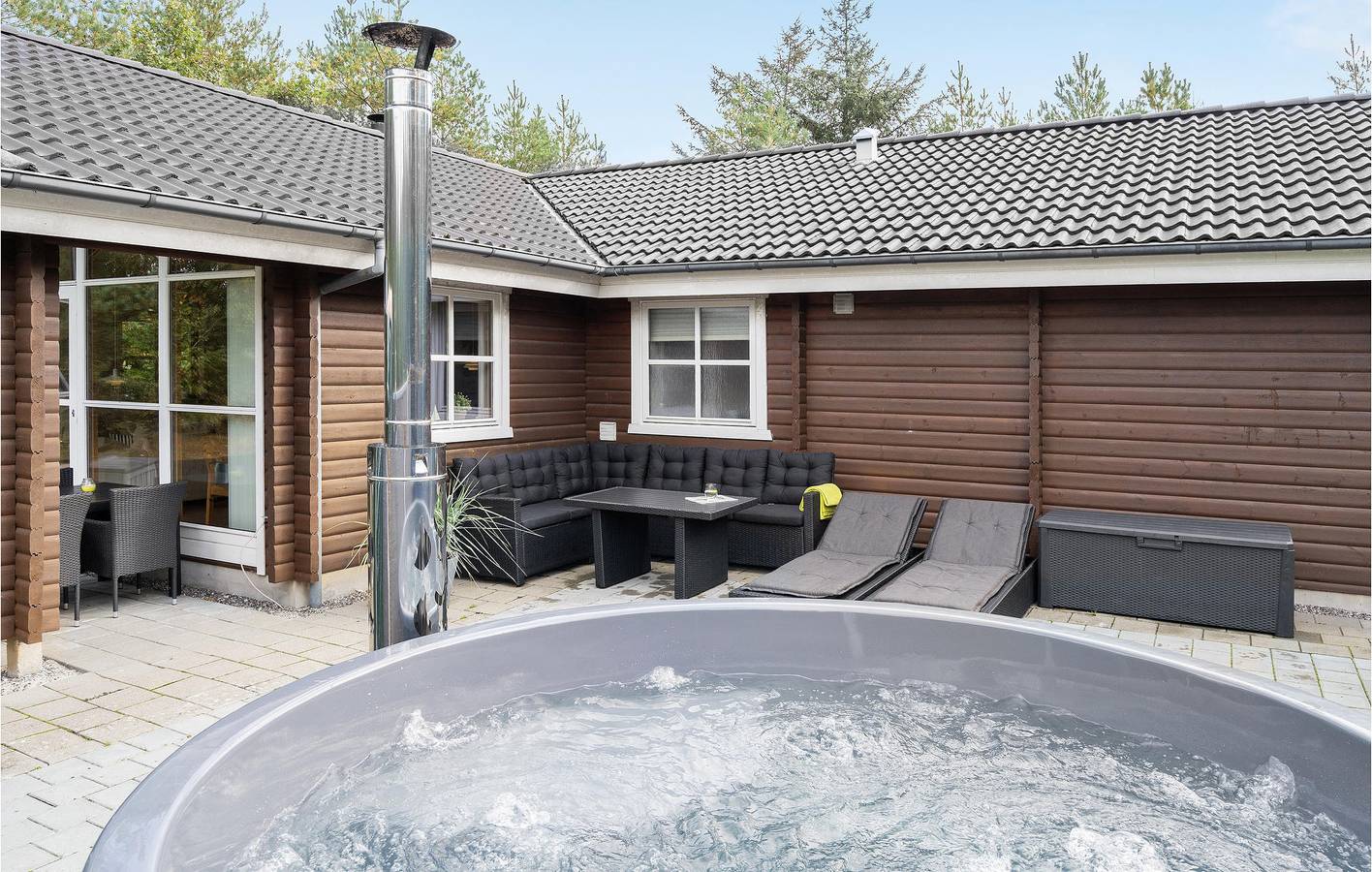 Feriehus for 8 personer med jacuzzi in Trend, Limfjord i Nordjylland