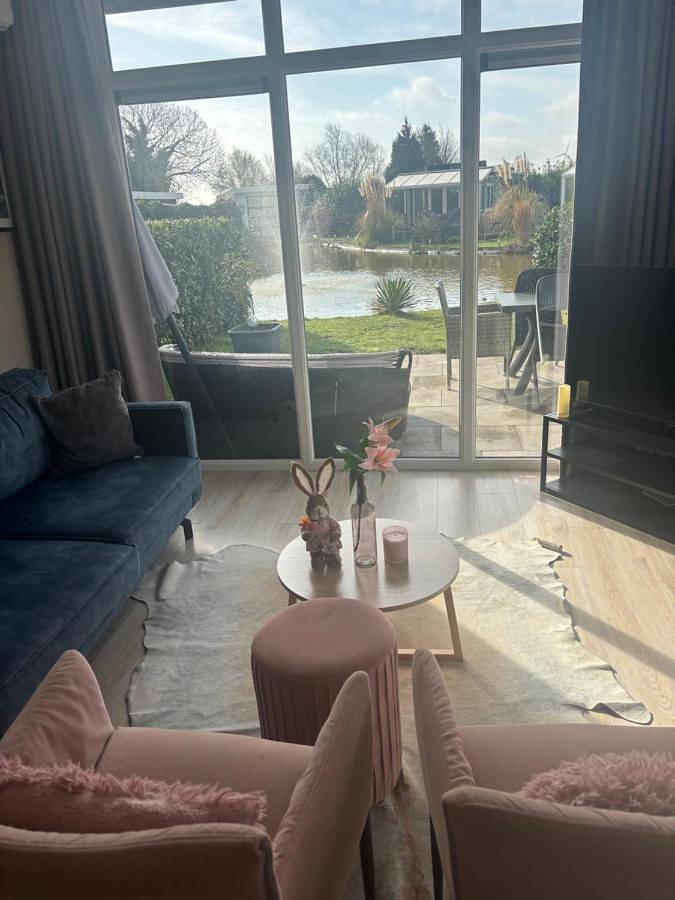 Luxus Chalet Waterfront in IJssel