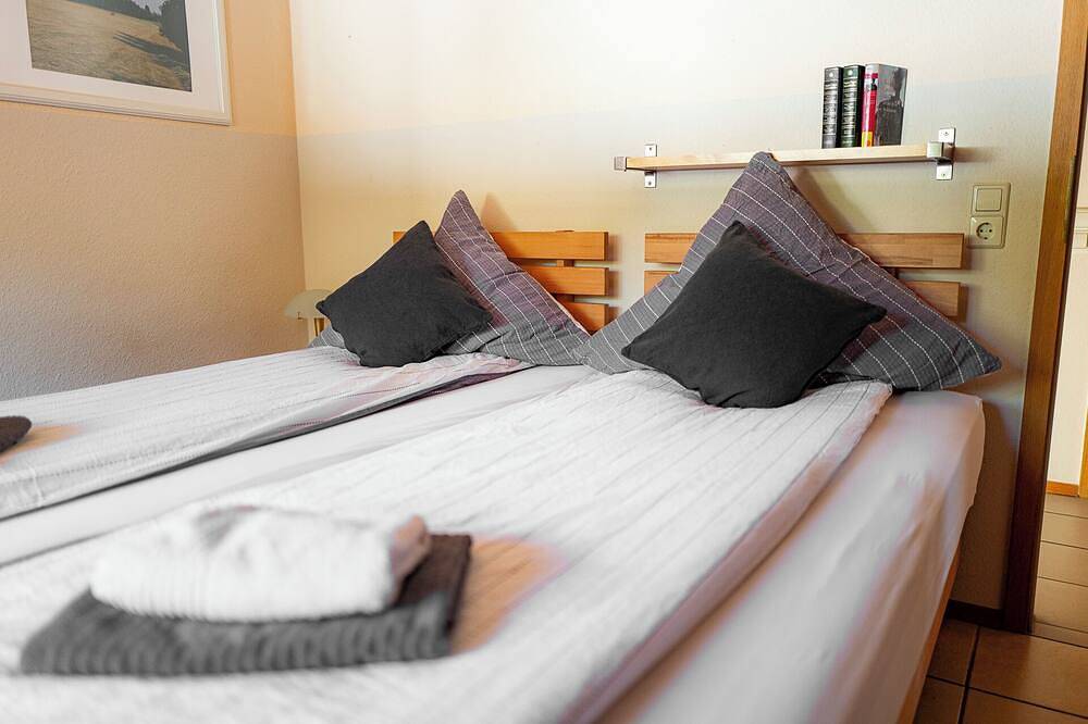 Ganze Wohnung, Landhof Rothenberg Fewo 1 mit 3 Schlafzimmern, Wohnzimmer, Küche, Bad u. Wc in Oberzent, Odenwaldkreis