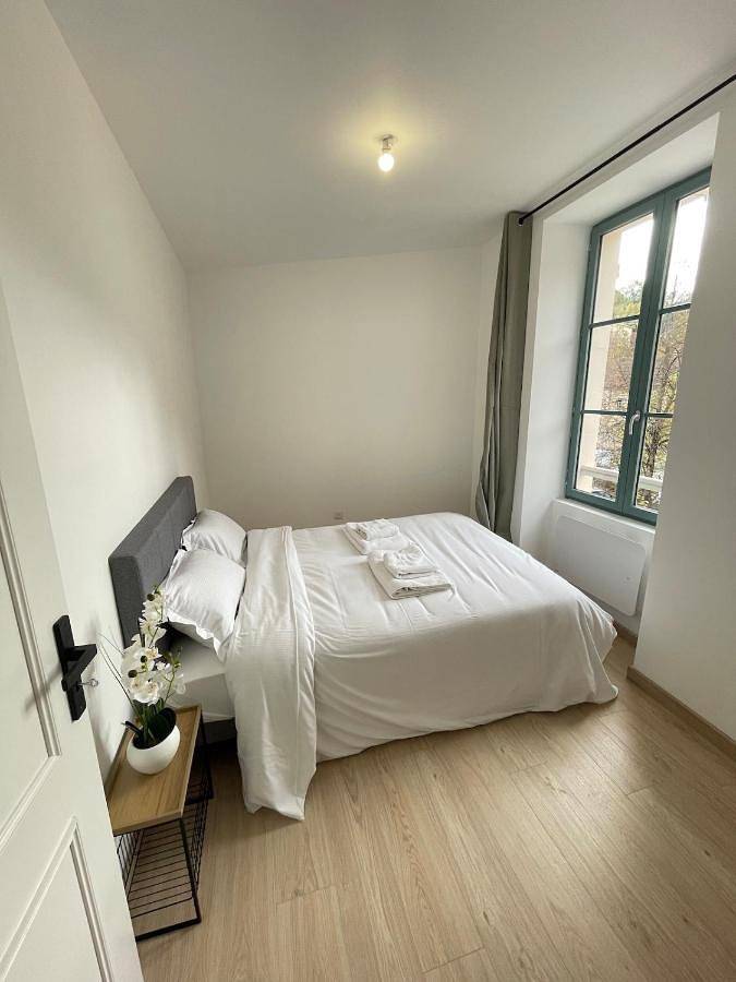 Gîte pour 5 personnes, avec vue dans Lac de Nantua - 4