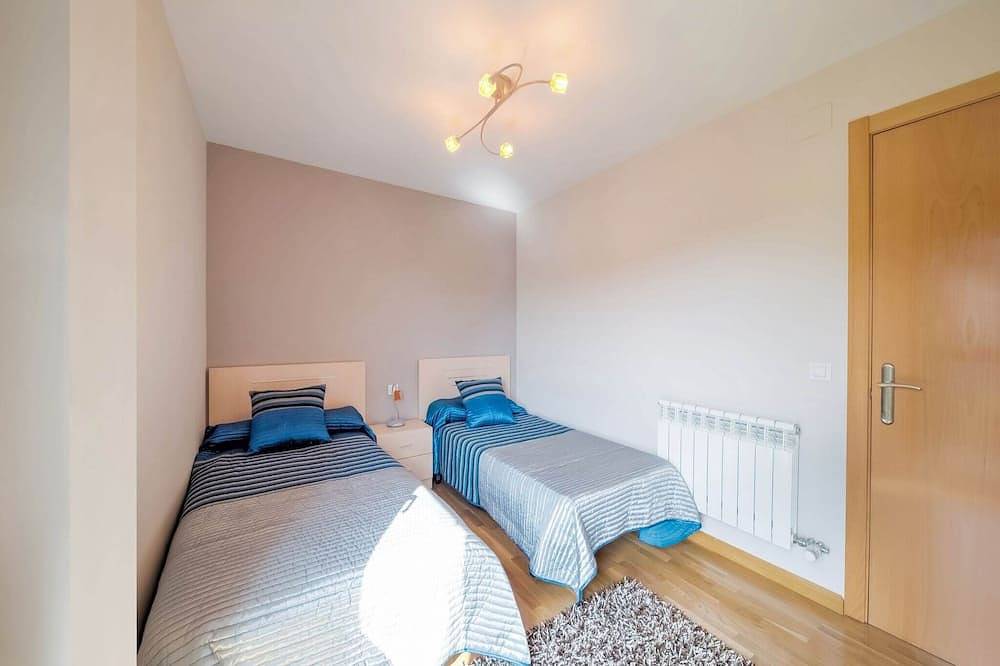 Entire apartment, Apartment with Terrace in Cirueña, La Rioja Province