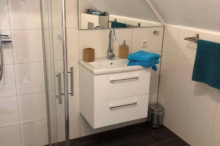 Ganze Wohnung, Niedliche Wohnung auf Reiterhof Wasserburg Anstel in Rommerskirchen, Rhein-Kreis Neuss